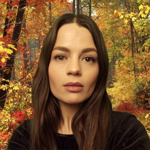 Neat, sweet, petite! - Picture 1 of 1